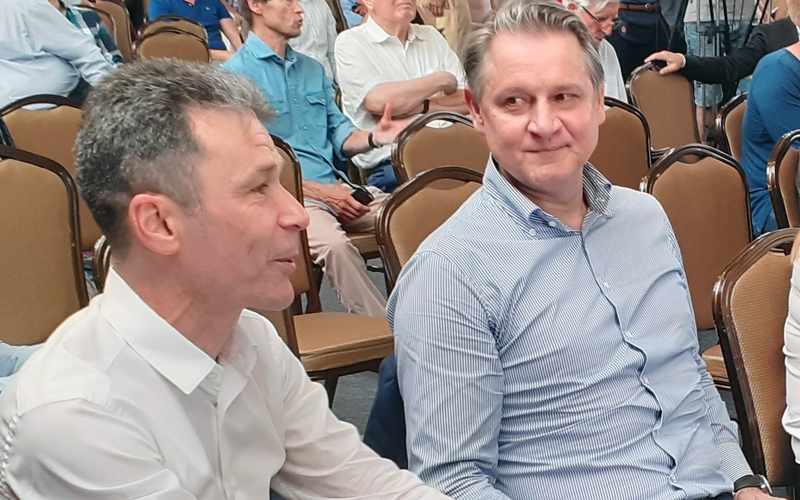 Noszek Péter és Vágó László az MTSZ tisztújÃtó közgyűlésén