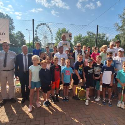 Nagy előd ifjú követői Keszthelyen